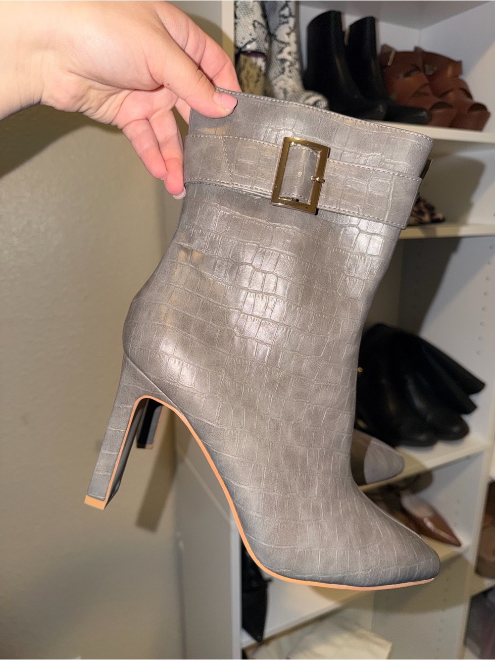 NEW Women’s Gray Croc-Embossed Leather Ankle Boots with Gold Buckle